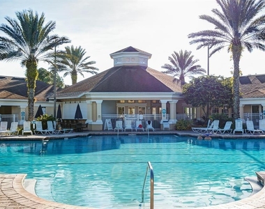 8121 Fan Palm Way - Photo Thumbnail 45