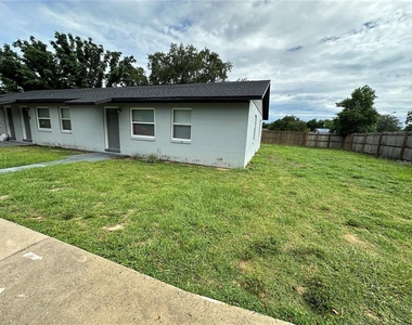 1112 Martin Street - Photo Thumbnail 10