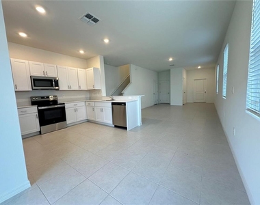 2655 Buttercup Lucine Lane - Photo Thumbnail 3