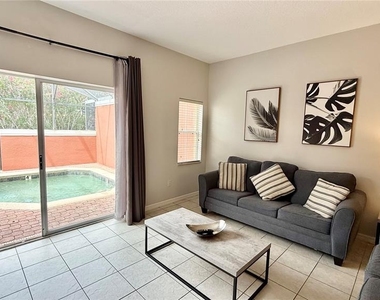 8517 Bay Lilly Loop - Photo Thumbnail 8