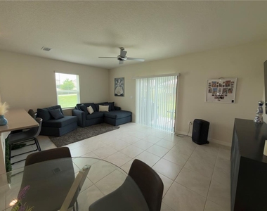 1206 Balsam Drive - Photo Thumbnail 3