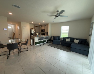 1206 Balsam Drive - Photo Thumbnail 4