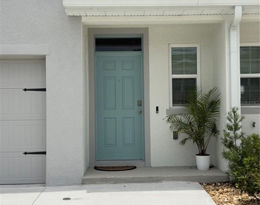 1206 Balsam Drive - Photo Thumbnail 2