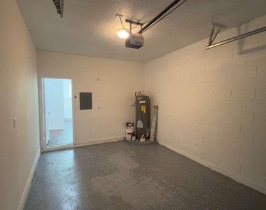 4317 Paradise Cove Court - Photo Thumbnail 39