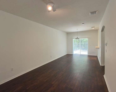 4317 Paradise Cove Court - Photo Thumbnail 4