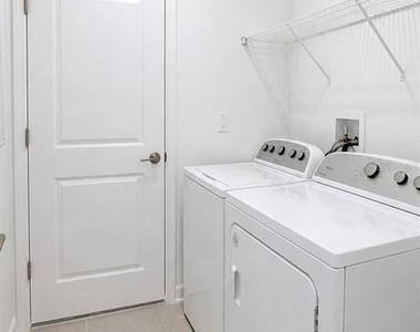 4619 Wandsworth Way - Photo Thumbnail 33