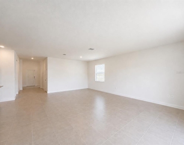 4619 Wandsworth Way - Photo Thumbnail 7