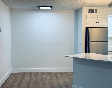 4630 Commander Drive - Photo Thumbnail 3