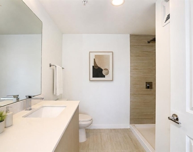 5579 Millenia Park Boulevard - Photo Thumbnail 4