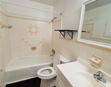2075 Howell Branch Road - Photo Thumbnail 9