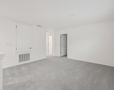 434 North Boulevard E - Photo Thumbnail 10