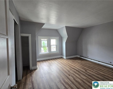 436 Pierce Street - Photo Thumbnail 12