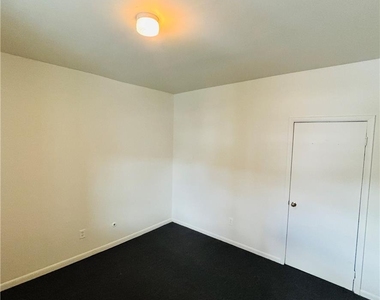 765 S S 8th St - Photo Thumbnail 11