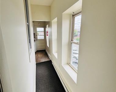 765 S S 8th St - Photo Thumbnail 9