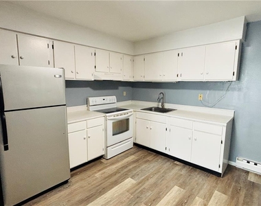 830 W Susquehanna Street - Photo Thumbnail 4