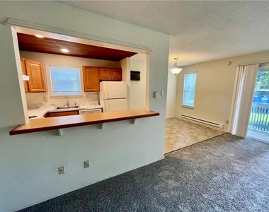 1316 S Fountain Street - Photo Thumbnail 32