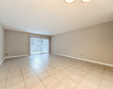 2113 Ne 38th Avenue - Photo Thumbnail 15