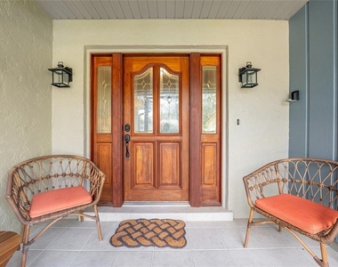 8140 Nw 48th Lane - Photo Thumbnail 2