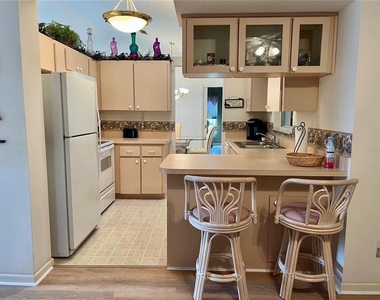 5333 Nw 25th Loop - Photo Thumbnail 4