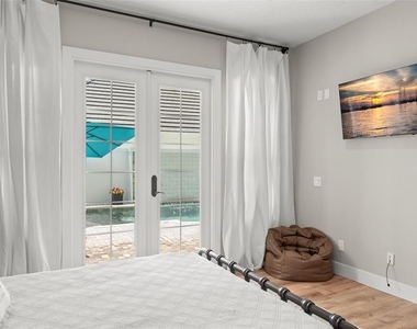 9720 Covent Garden Drive - Photo Thumbnail 48