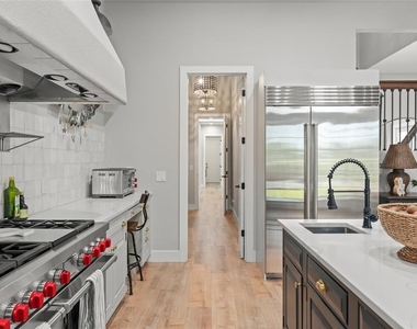 9720 Covent Garden Drive - Photo Thumbnail 19