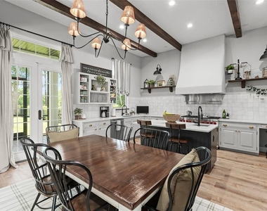 9720 Covent Garden Drive - Photo Thumbnail 15