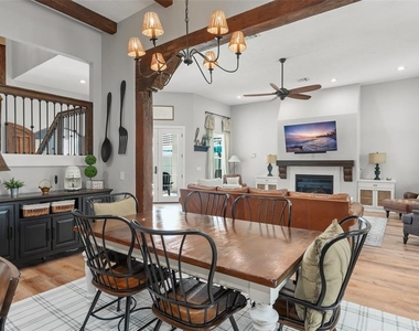 9720 Covent Garden Drive - Photo Thumbnail 14
