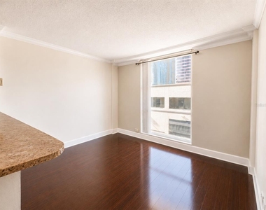151 E Washington Street - Photo Thumbnail 5