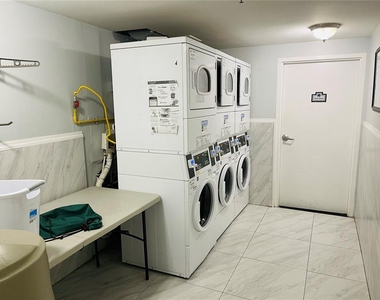 151 E Washington Street - Photo Thumbnail 11