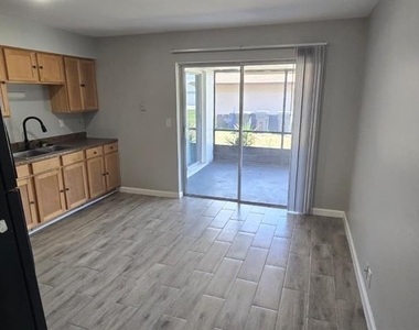 5657 Struthers Court - Photo Thumbnail 8