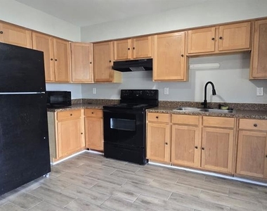 5657 Struthers Court - Photo Thumbnail 5