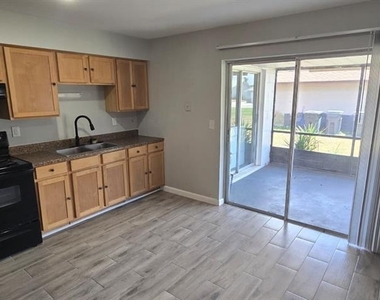 5657 Struthers Court - Photo Thumbnail 6