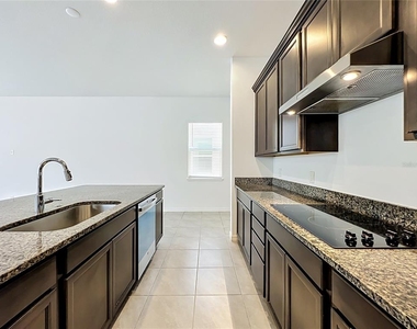 16007 Micelli Drive - Photo Thumbnail 15
