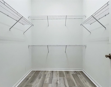 16007 Micelli Drive - Photo Thumbnail 28