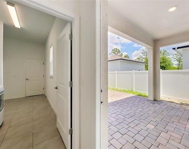 16007 Micelli Drive - Photo Thumbnail 56