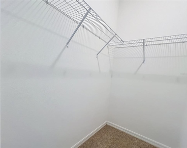 16007 Micelli Drive - Photo Thumbnail 42