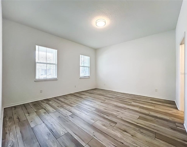 16007 Micelli Drive - Photo Thumbnail 25
