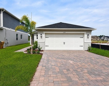 2717 Raindrop Run Street - Photo Thumbnail 25