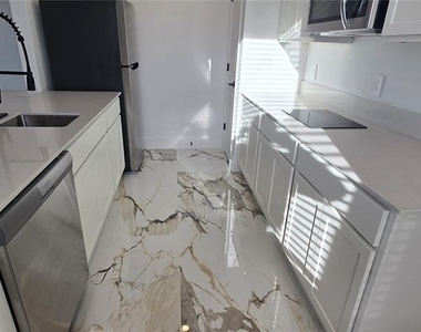 5560 Morant Bay Path - Photo Thumbnail 5