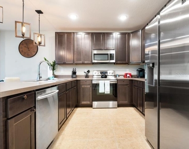 4769 Coral Castle Drive - Photo Thumbnail 5