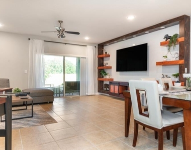 4769 Coral Castle Drive - Photo Thumbnail 7
