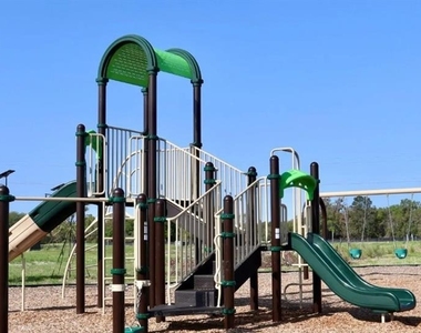 16346 Bird Of Paradise Avenue - Photo Thumbnail 23