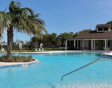 16346 Bird Of Paradise Avenue - Photo Thumbnail 22