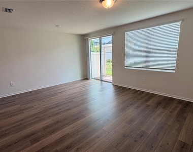 16346 Bird Of Paradise Avenue - Photo Thumbnail 9