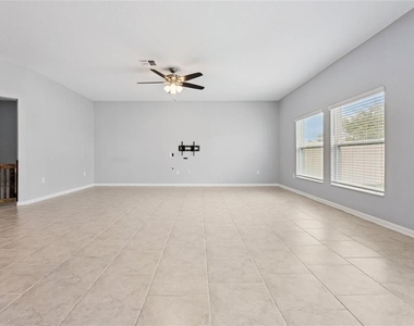 781 Taurus Lane - Photo Thumbnail 2
