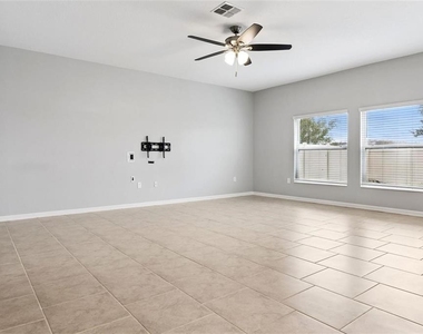 781 Taurus Lane - Photo Thumbnail 1