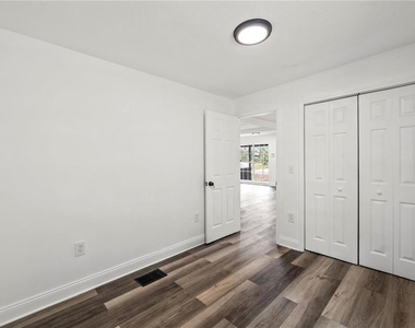 1397 43rd Street - Photo Thumbnail 16