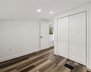 1397 43rd Street - Photo Thumbnail 28
