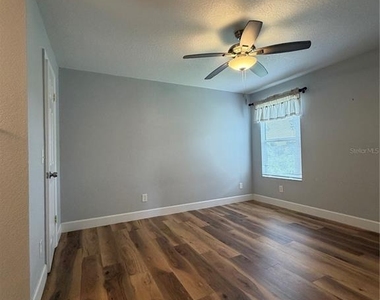 5168 Conroy Road - Photo Thumbnail 14
