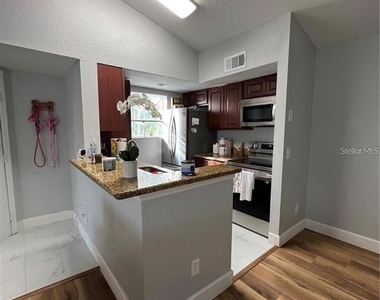 5168 Conroy Road - Photo Thumbnail 2